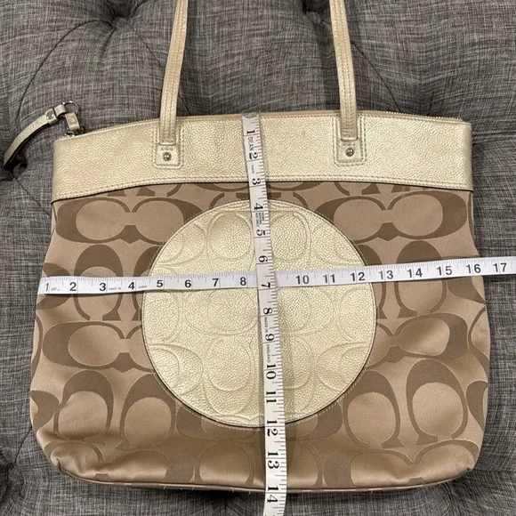Coach Bag Laura Tote - Picture 17 of 17